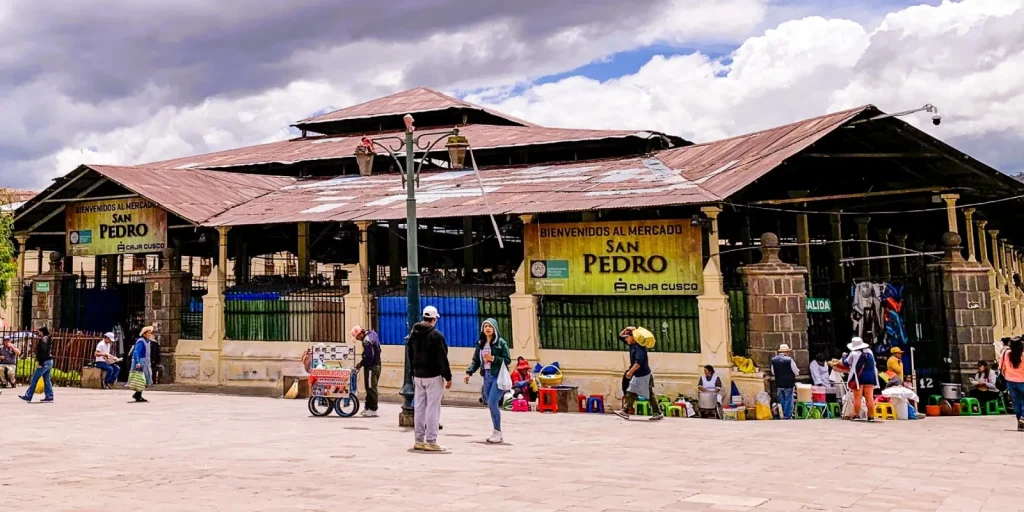 San Pedro Market: Everyday Cusco